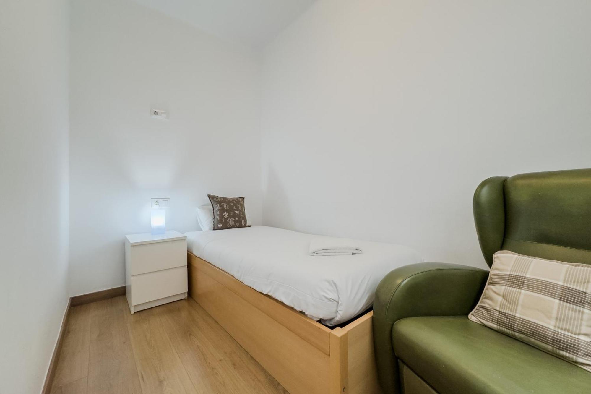 Bed&Bcn Mas Apartments L'Hospitalet de Llobregat Esterno foto