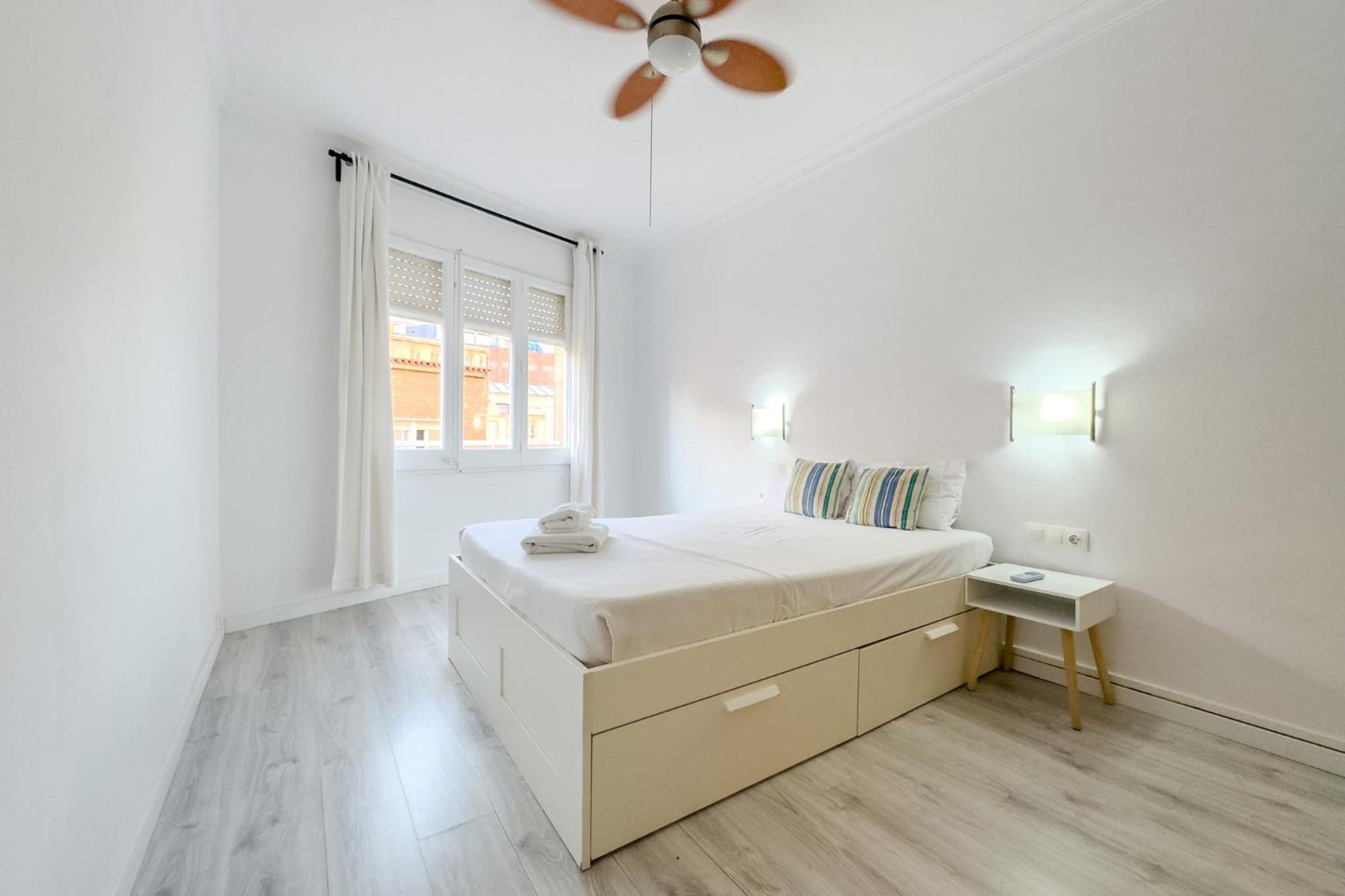 Bed&Bcn Mas Apartments L'Hospitalet de Llobregat Esterno foto