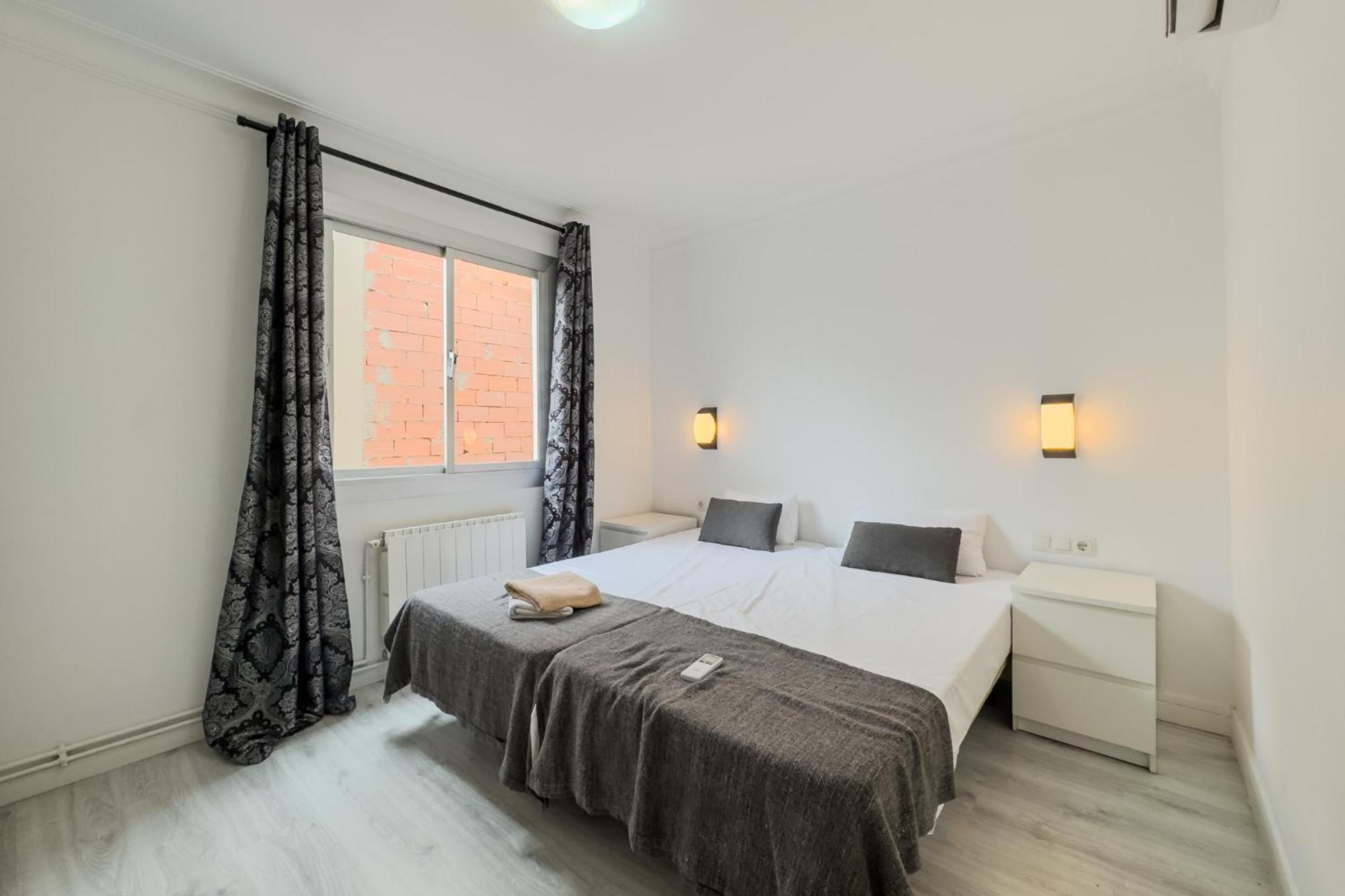 Bed&Bcn Mas Apartments L'Hospitalet de Llobregat Esterno foto